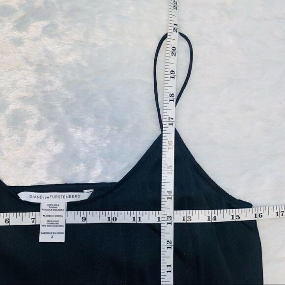Diane von Furstenberg Pwerleman Blouse size 2 with silk tank top - Picture 13 of 13